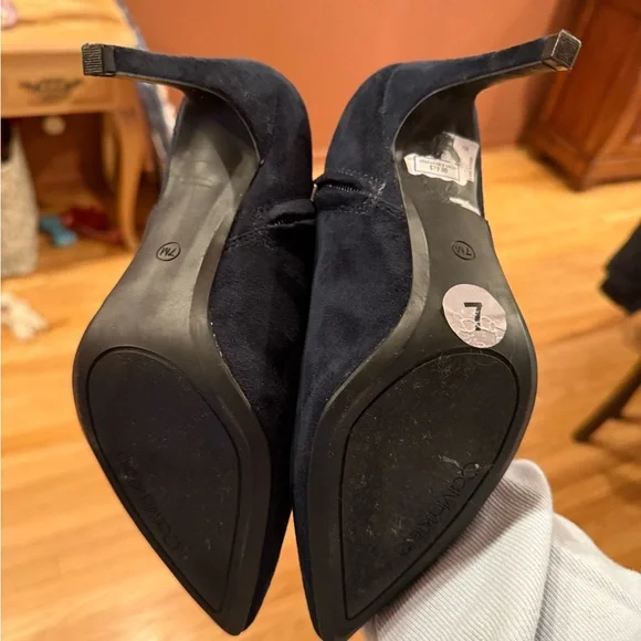 Calvin Klein Blue Suede Pointed-Toe Ankle Booties – Women’s Size 7 - Picture 4 of 5